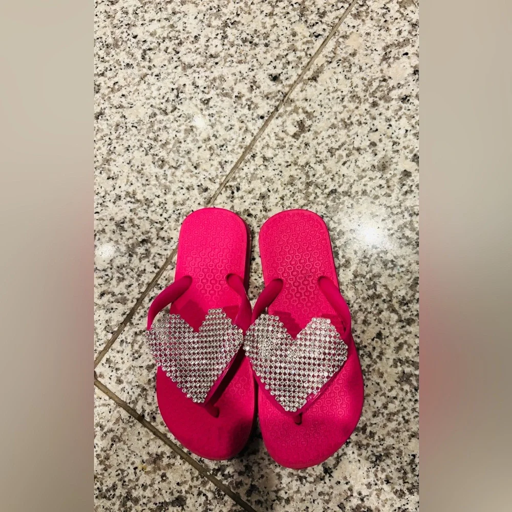 PLANET SEA, Crystal Heart Pink Flip Flop Sandals, Size 11/12